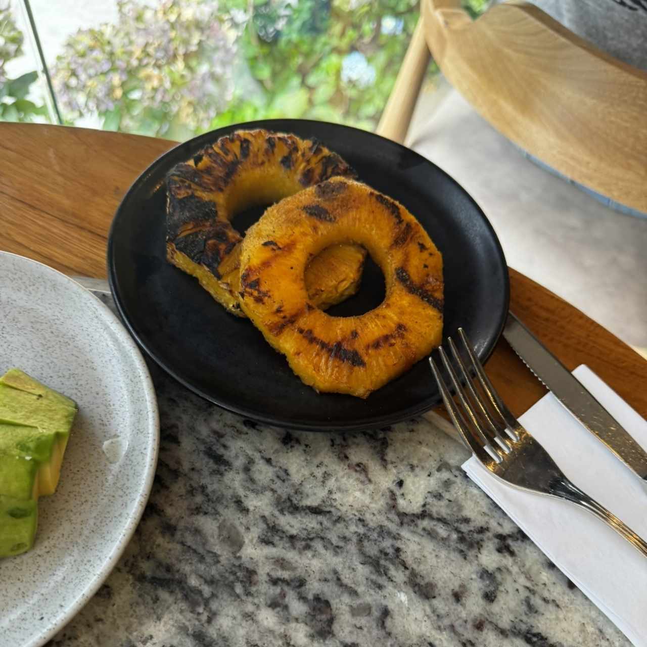 Piña asada