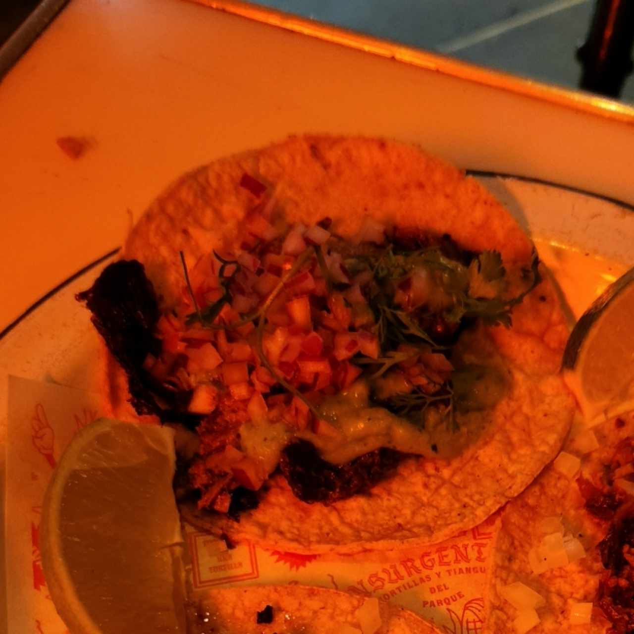 Taco de barbacoa de res