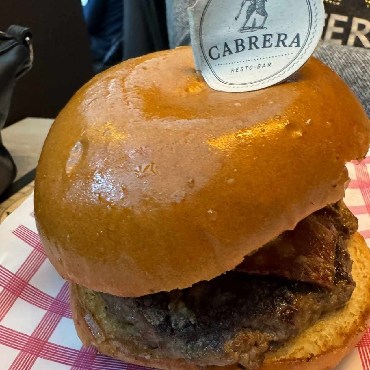 Hamburguesa Clásica 