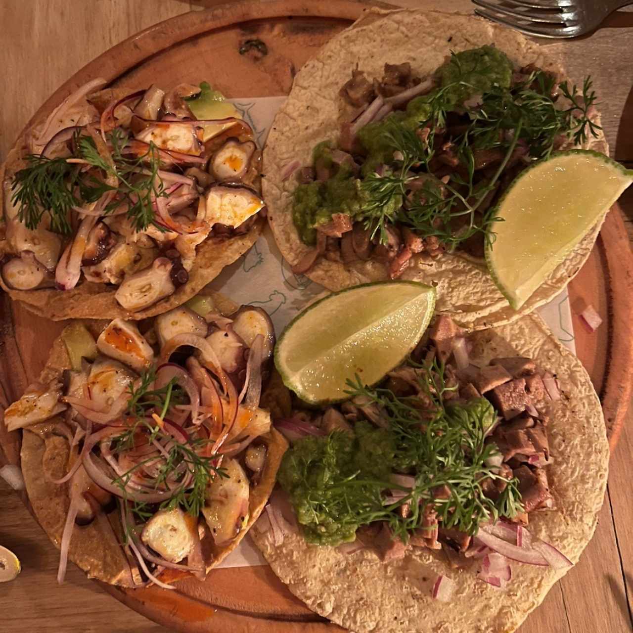 Tostadas de Pulpo y Lengua
