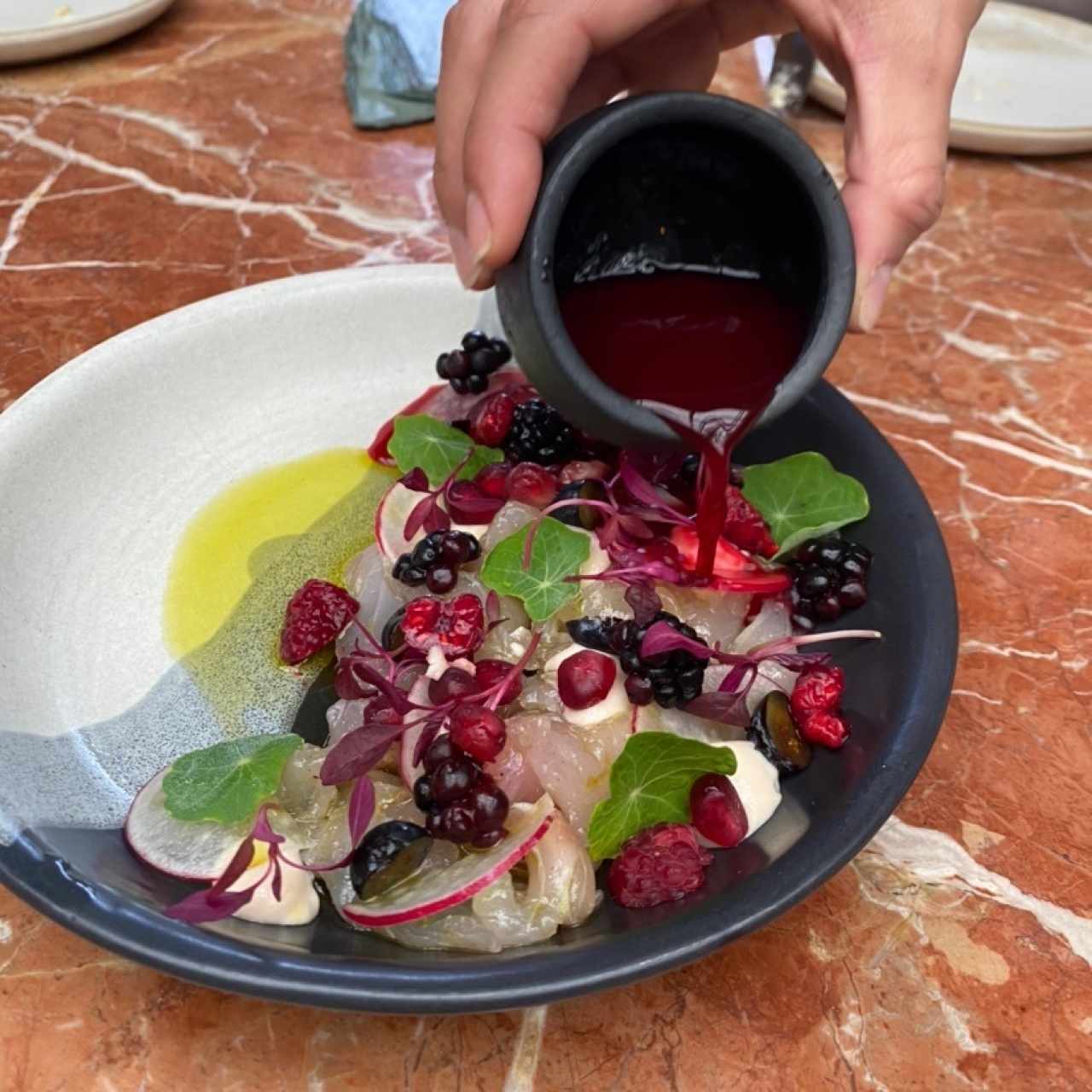 Tiradito, Rosa, Almendra