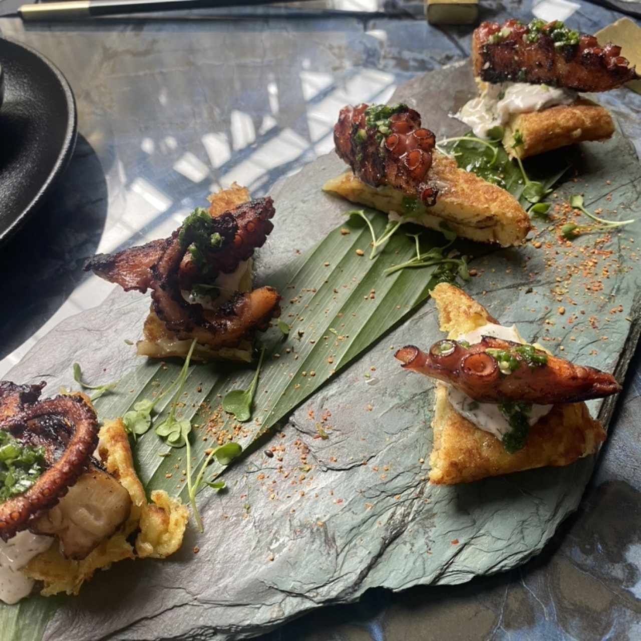 Pulpo en arepa de chocolo