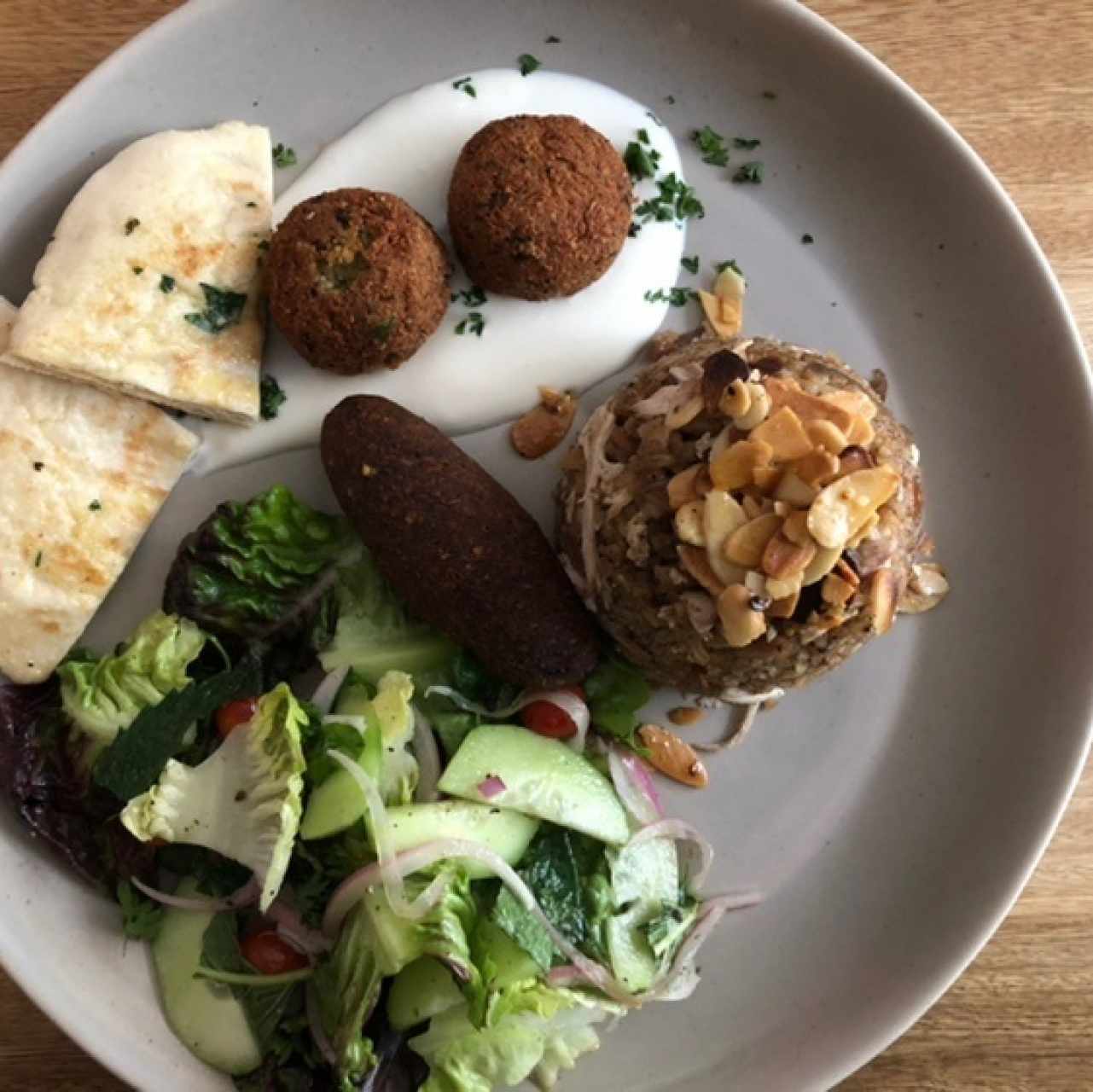 Plato árabe mixto 