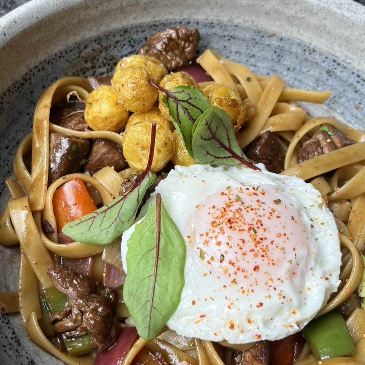 Lomo saltado