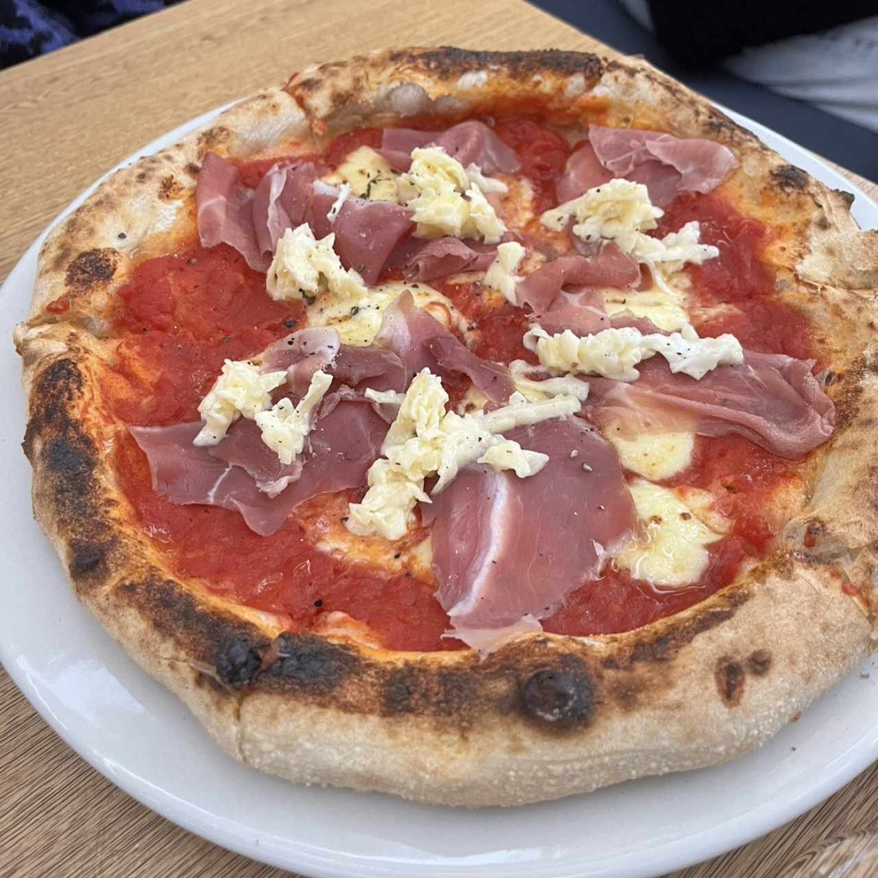 Pizza prosciutto 