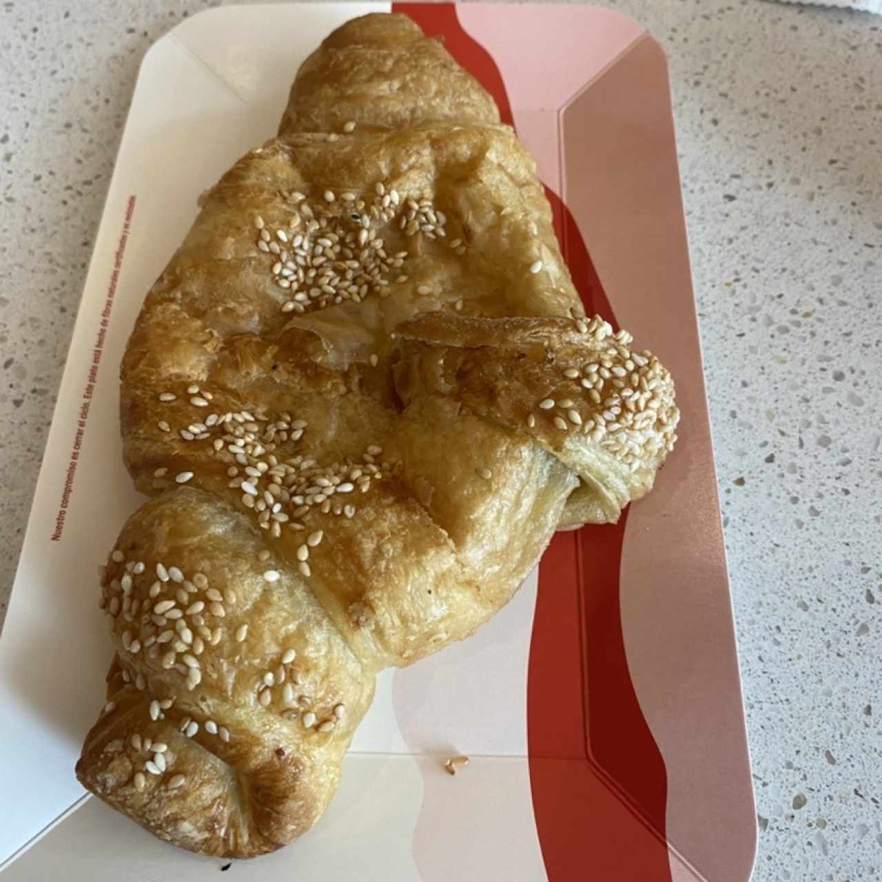 Croissant jamon y queso