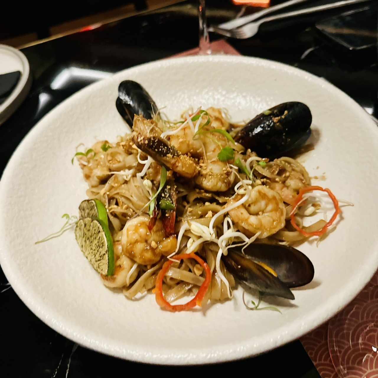 Pad thai de mariscos 