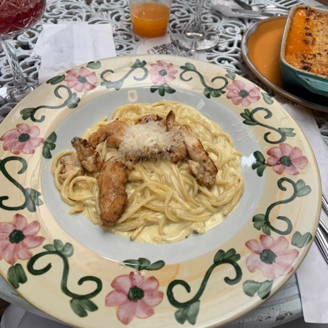 pasta 4 quesos con pechuga y lasagna boloñesa 