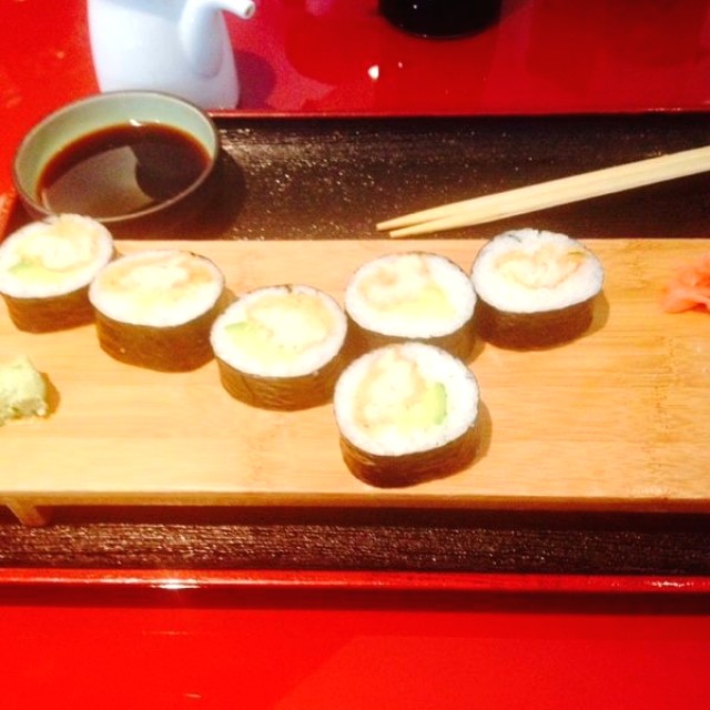 Shake Tempura Maki