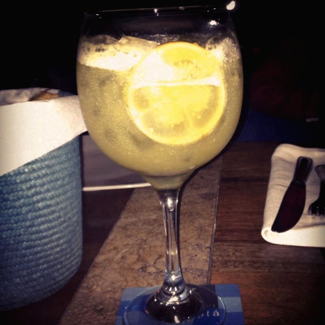 Pisco sour lulo