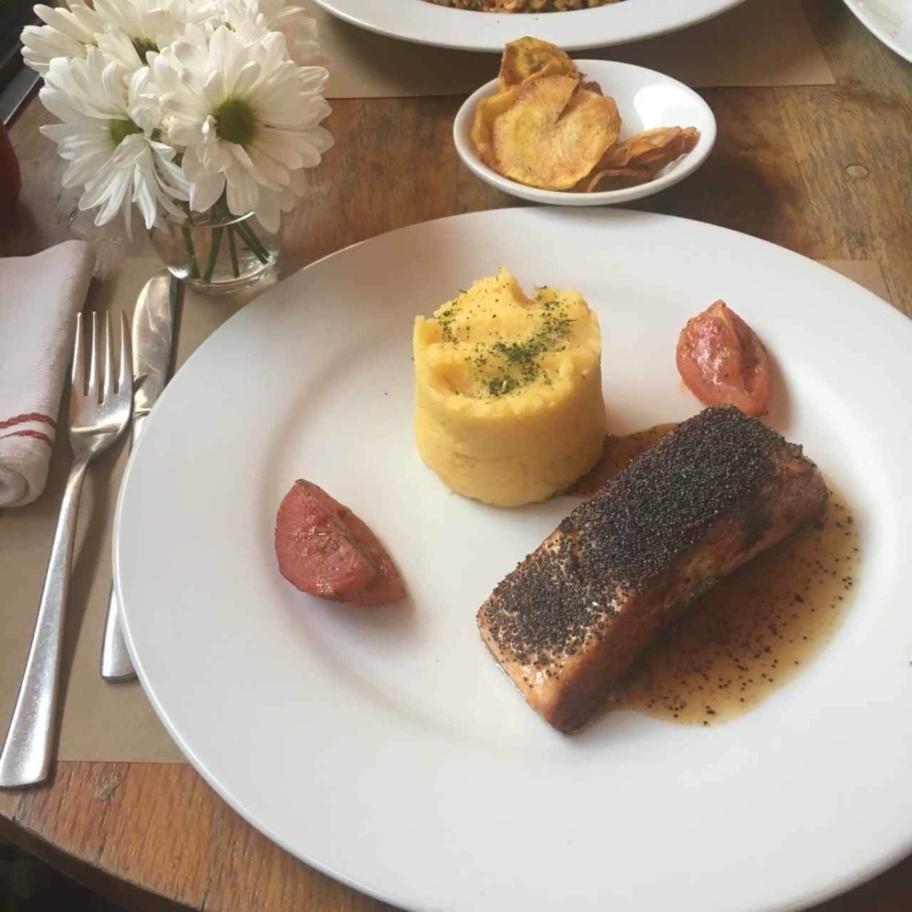 Salmón amapola