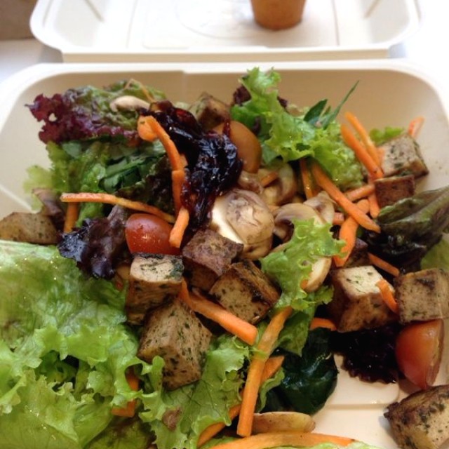 Ensalada de la Granja - A domicilio 