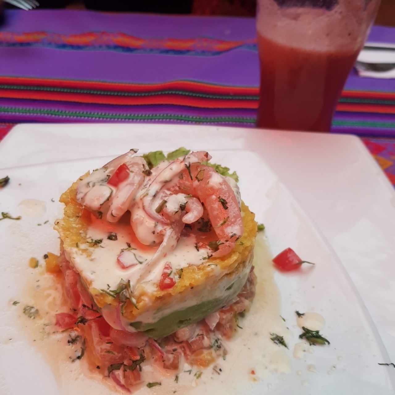 Causa de camarones