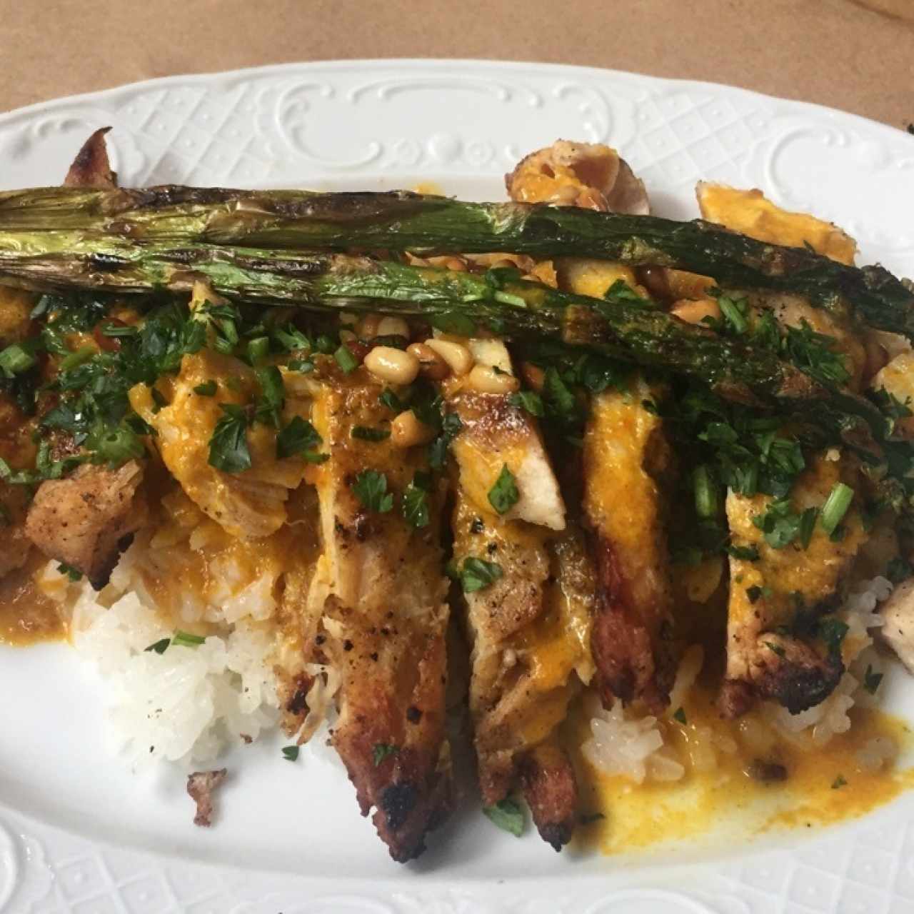 Pollo al maní