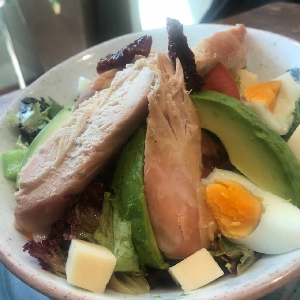 Ensalada César con pollo