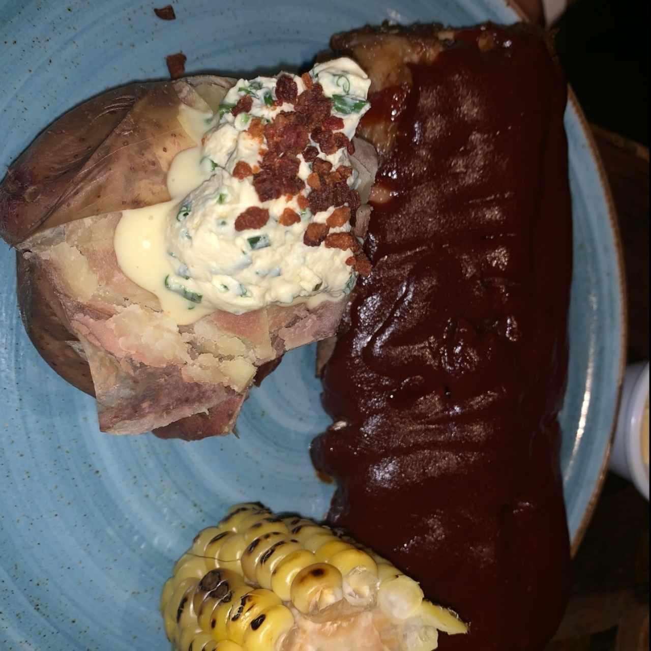 Costillitas de cerdo con salsa BBQ casera