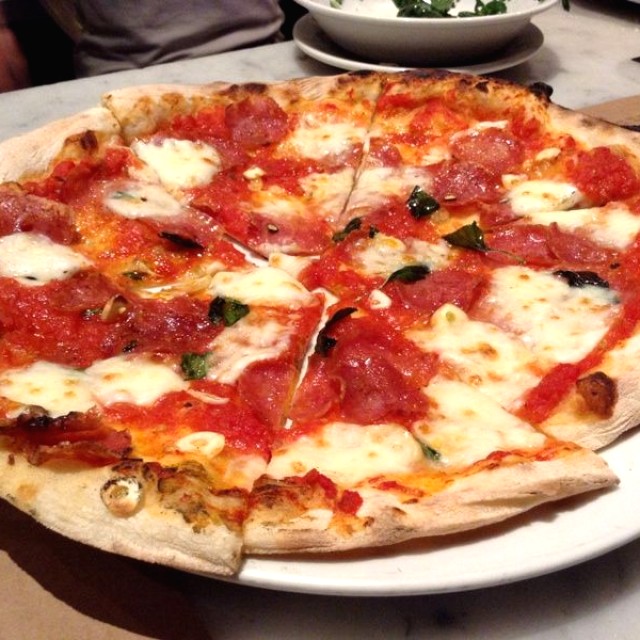 Pizza salumi