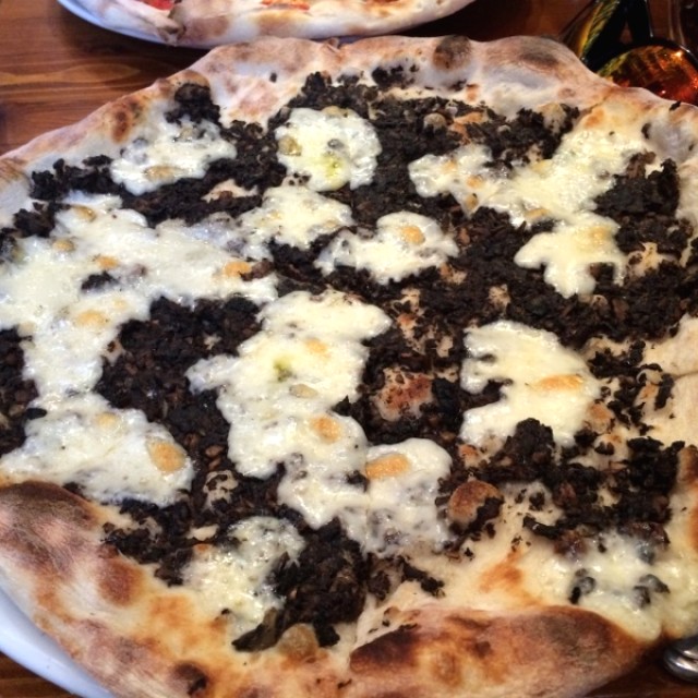 Pizza Funghi