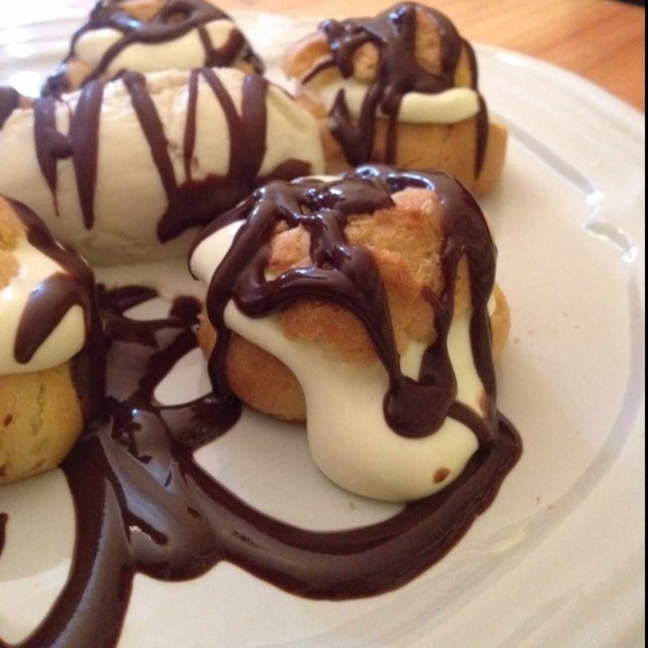 Profiteroles