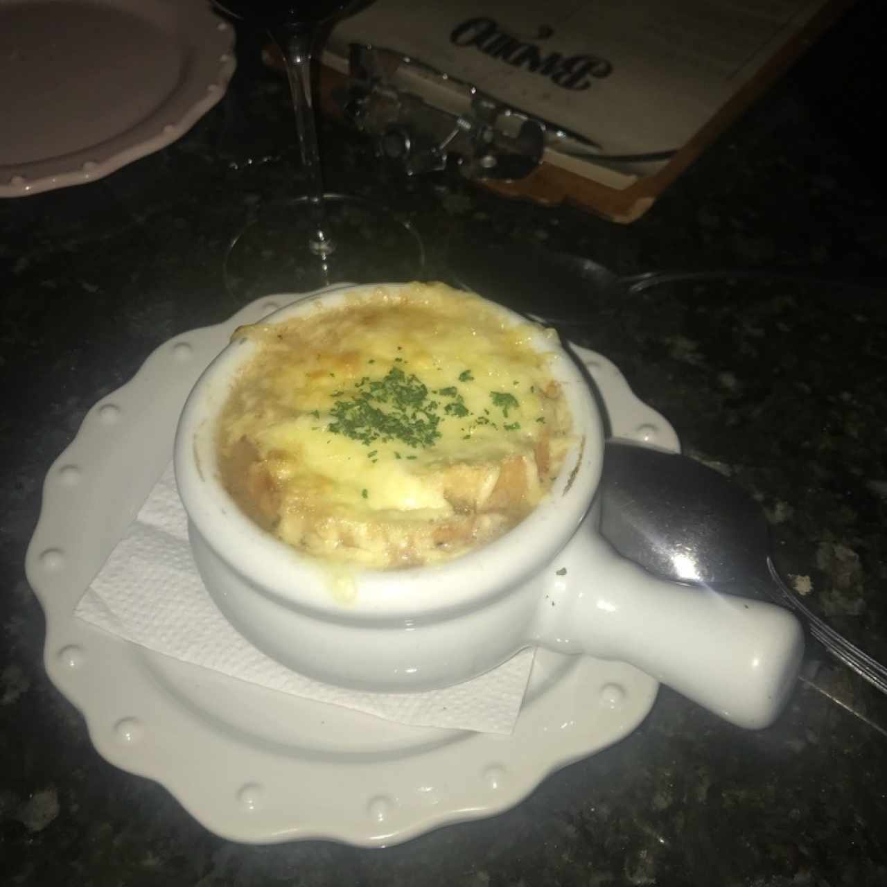sopa de cebolla