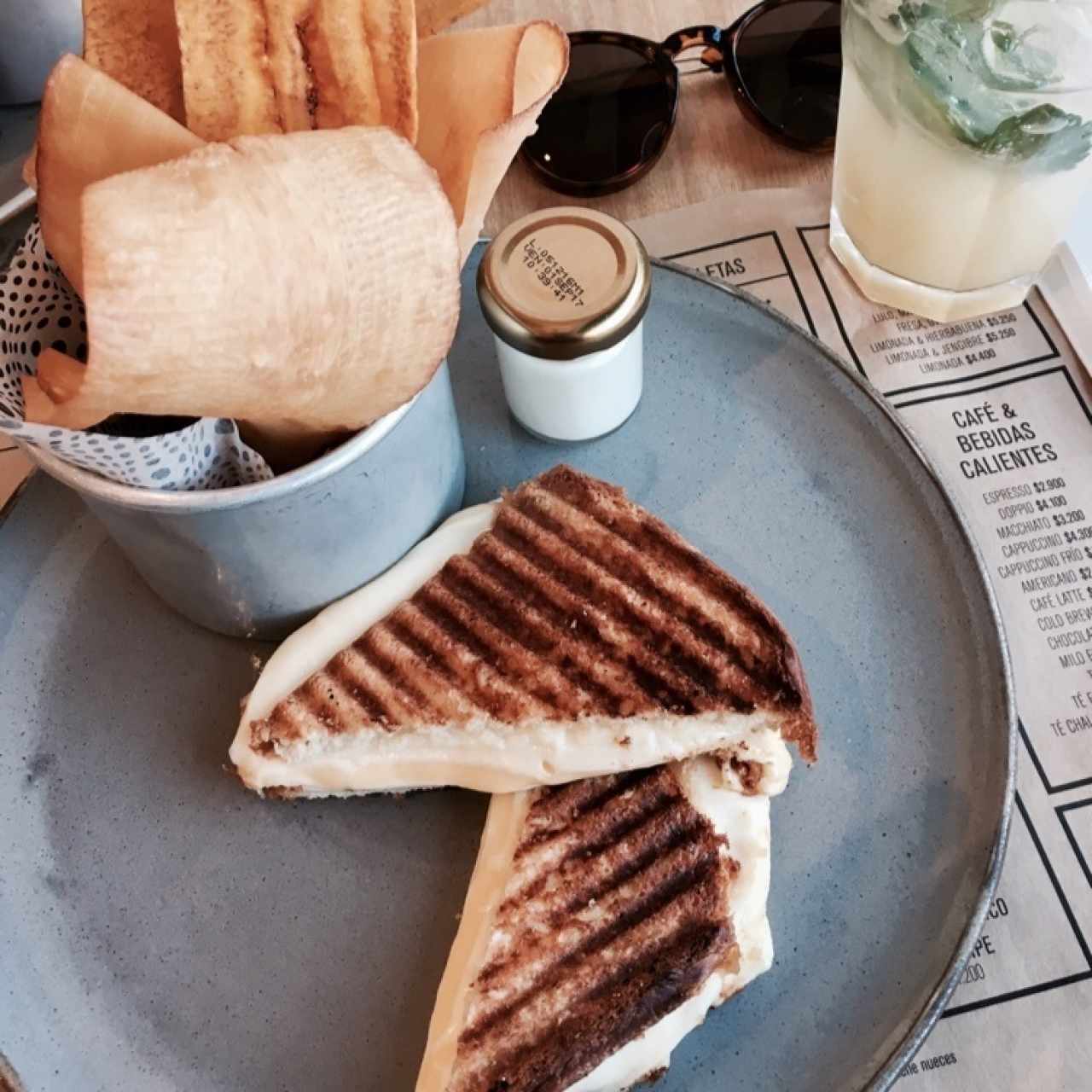 Sandwich grilled cheese 