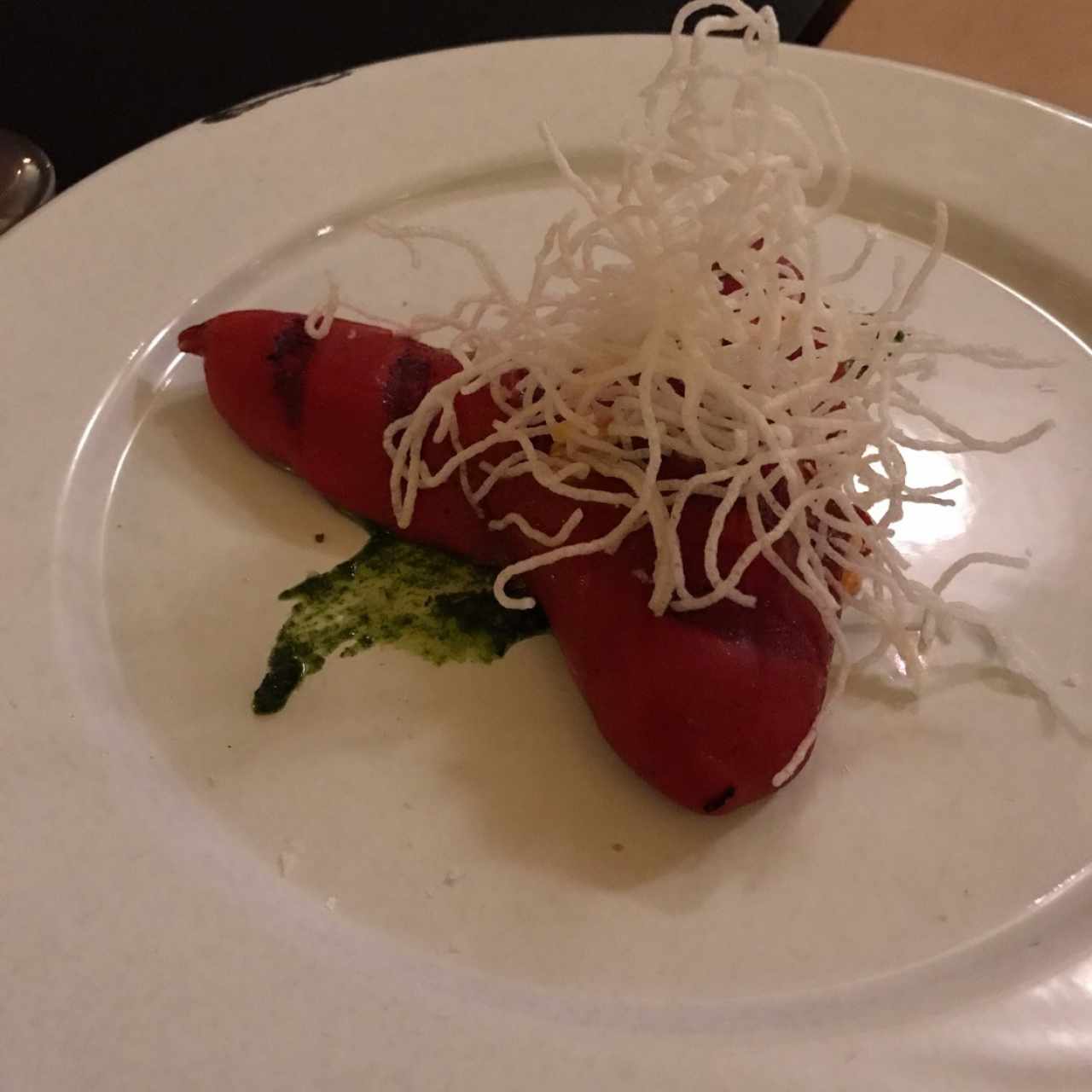 Pimientos del piquillo rellenos de queso de cabra y chorizo español