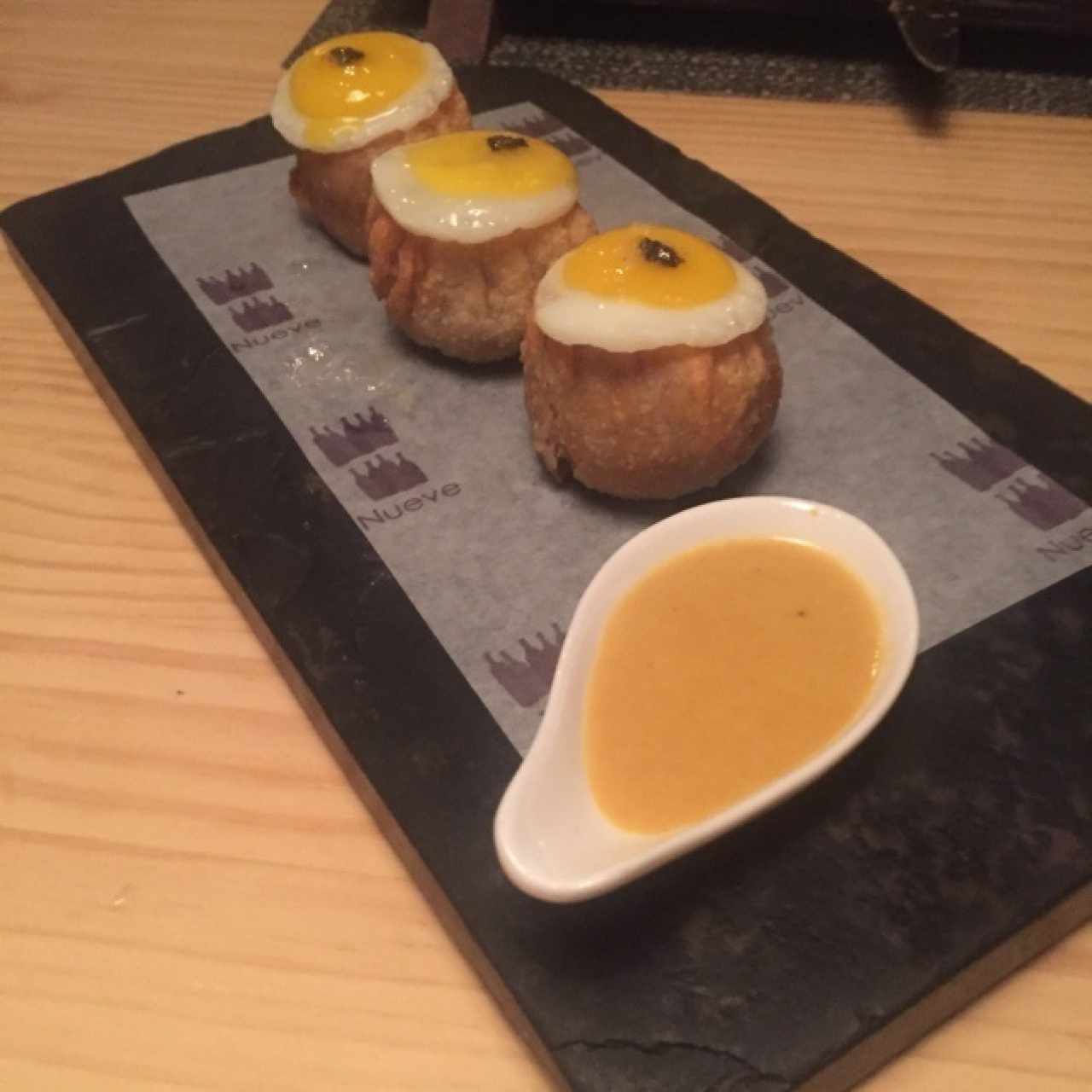 Dumplings de lechona 