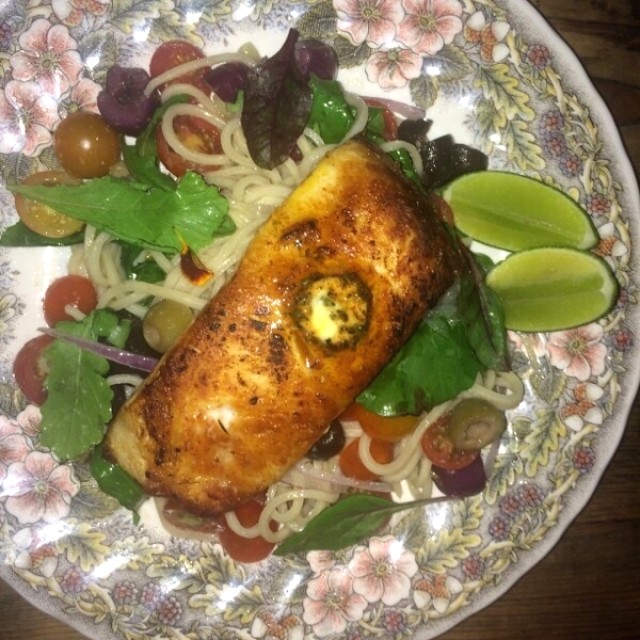 Pescado con pasta de vejetales