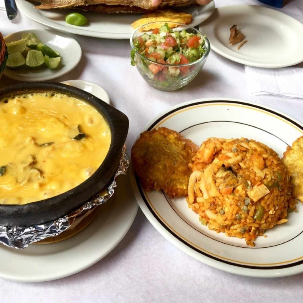 Cazuela y Arroz de Maricos