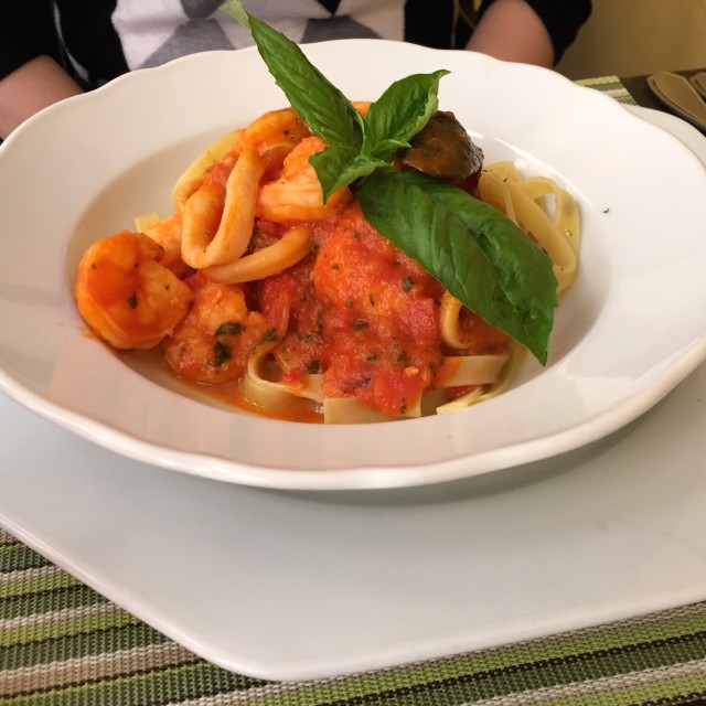 Fettuccine con camarones