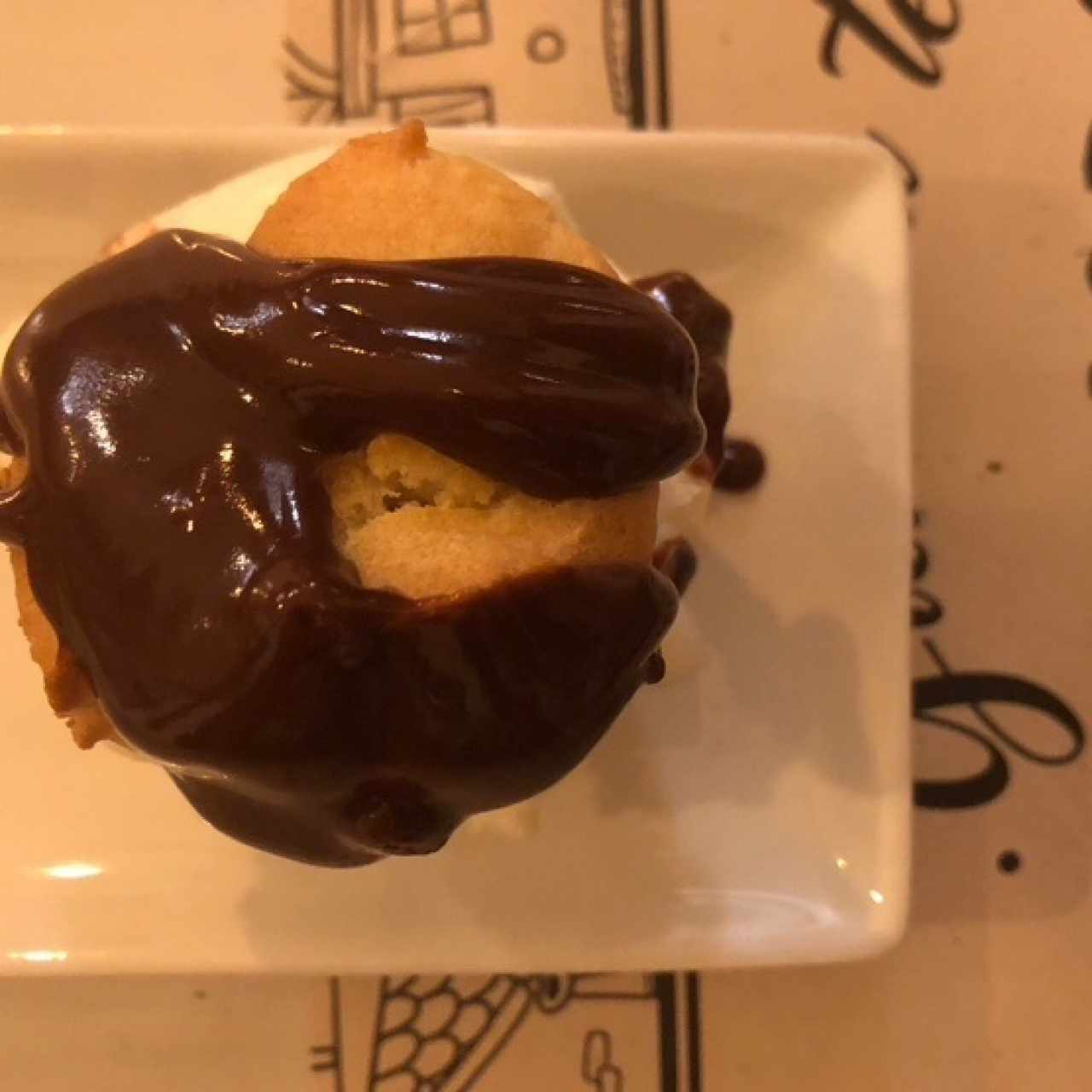 Profiteroles