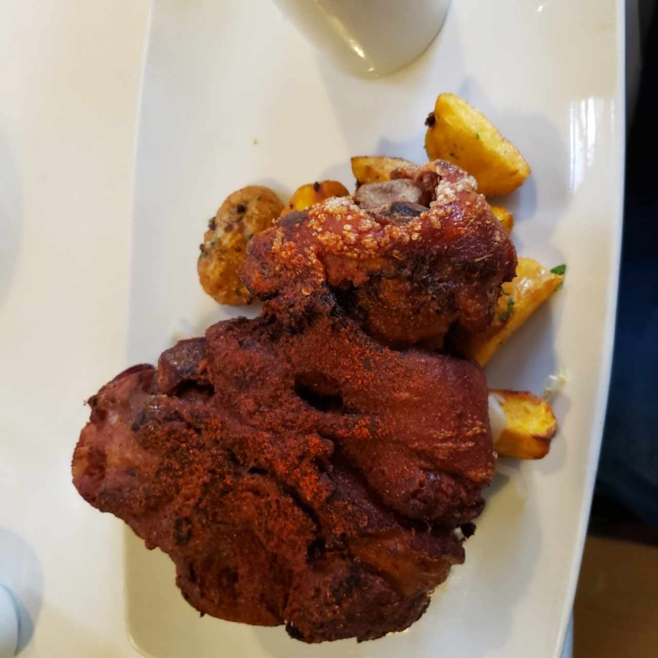 Especialidades - CODILLO DE CERDO