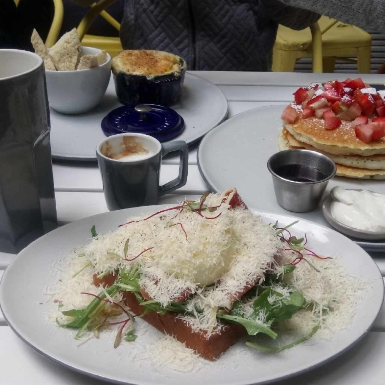 tostada lyonnaise