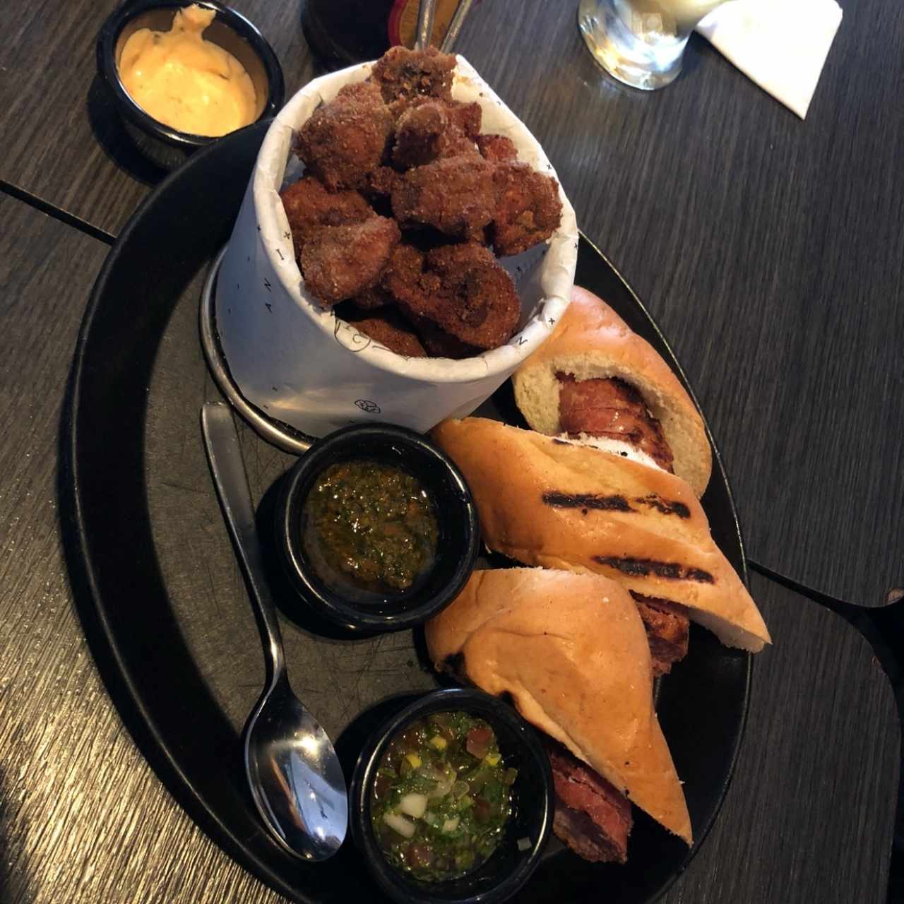 choripan con champiñones apanados