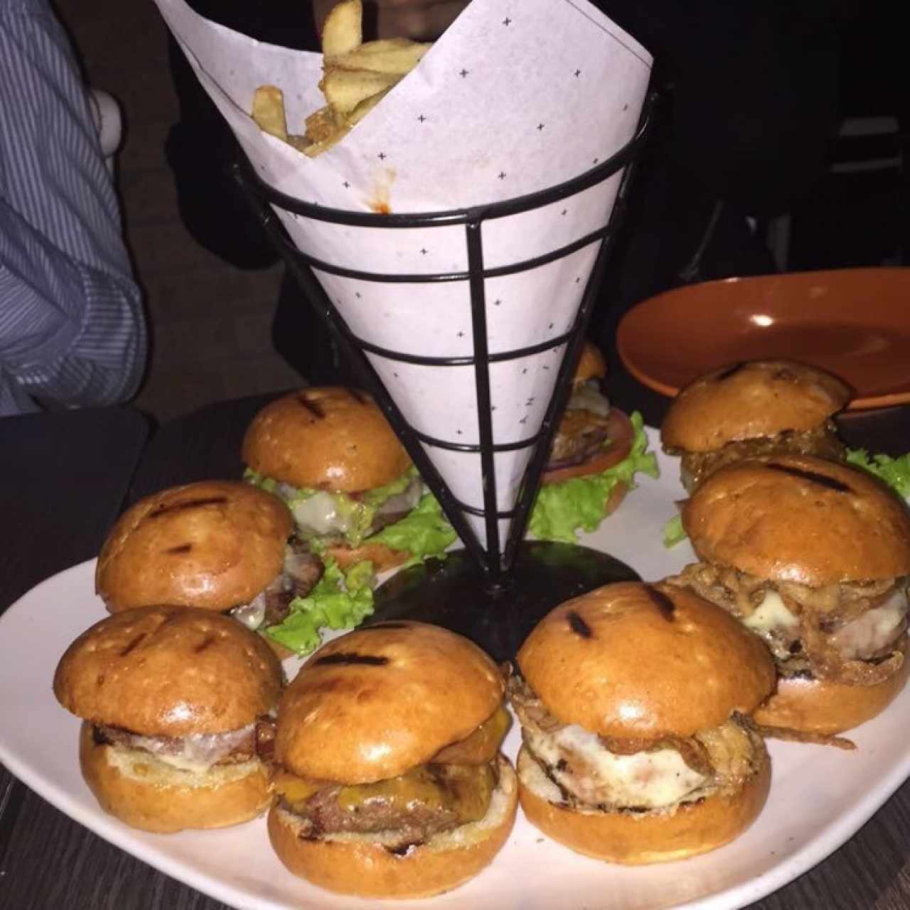 Minihamburgers x8 x2- Poblana, Burger, Madison 