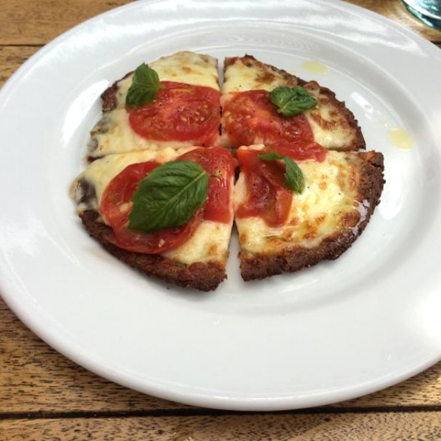 Pizzeta de Quinoa y Mozzarella 