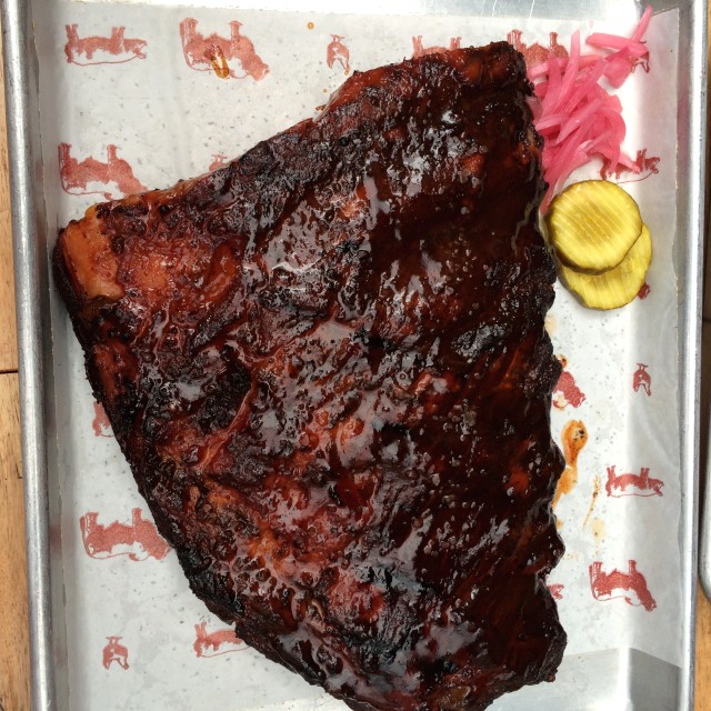 1/2 rack de costillas BBQ 