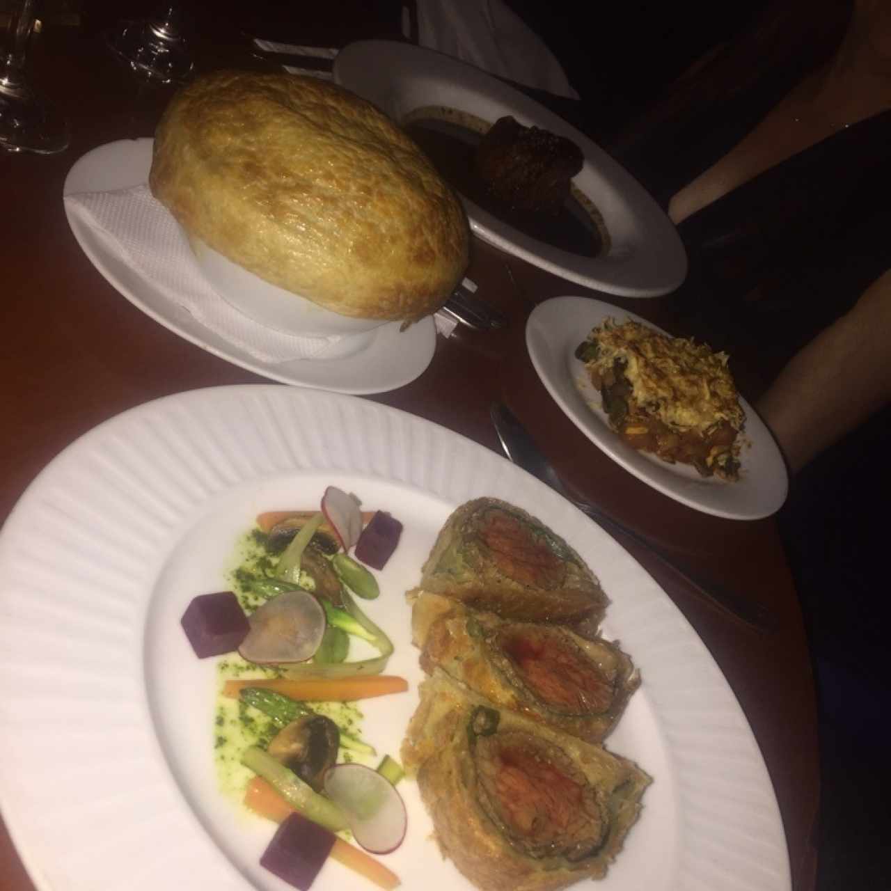 Beef Wellington y Sopa Portobello