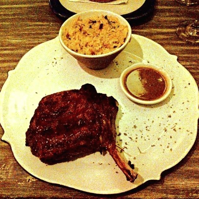 Cowboy angus (chuletón) 500 gms, acompañado de arroz de almendras