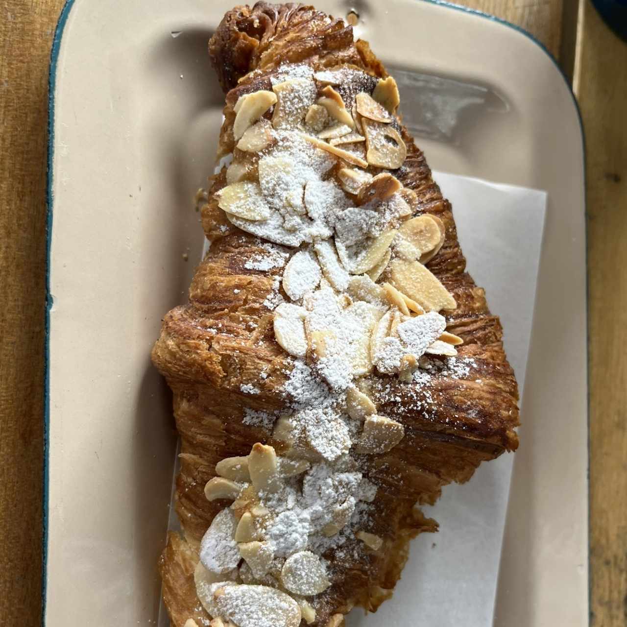 Croissant de almendras 