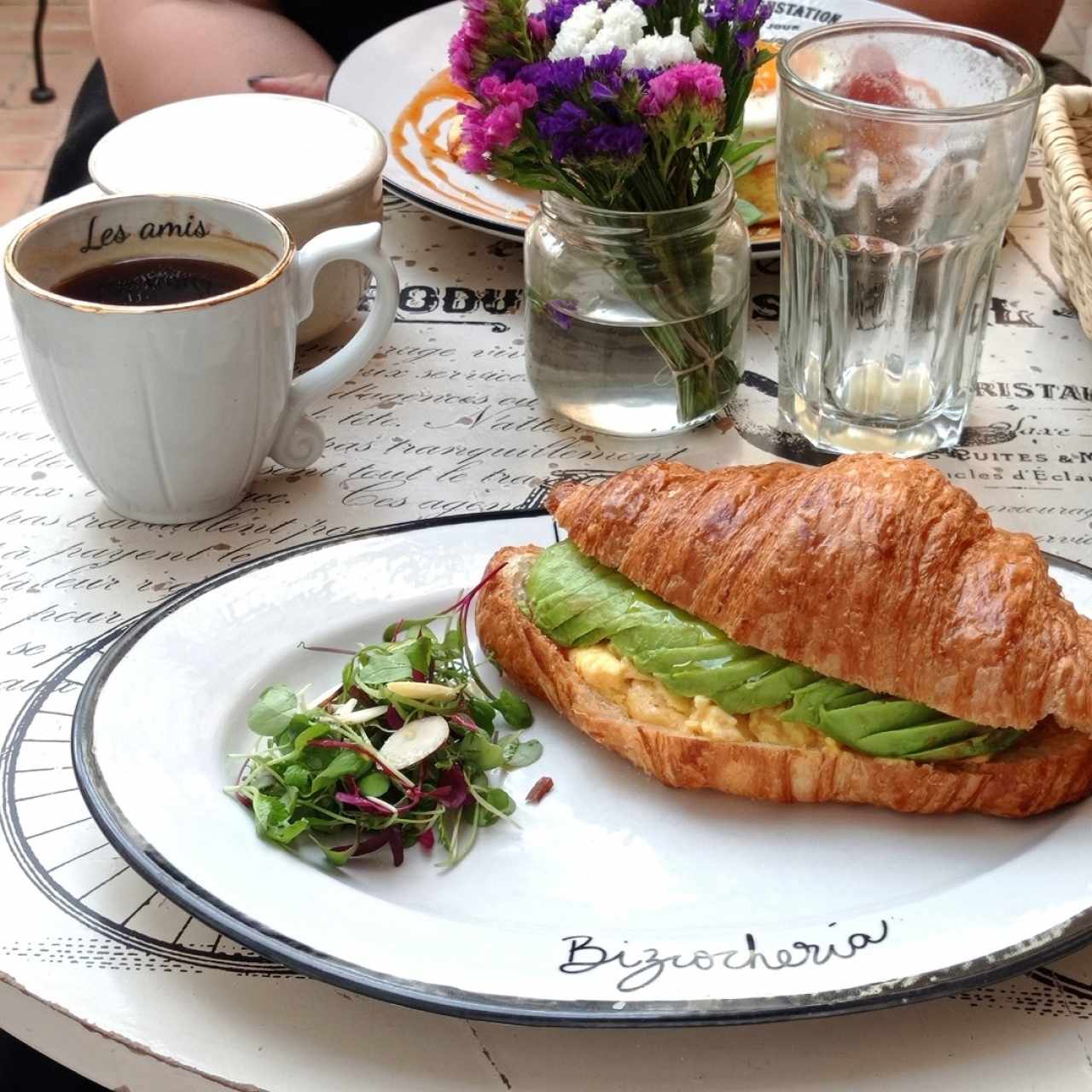 Croissant de desayuno 
