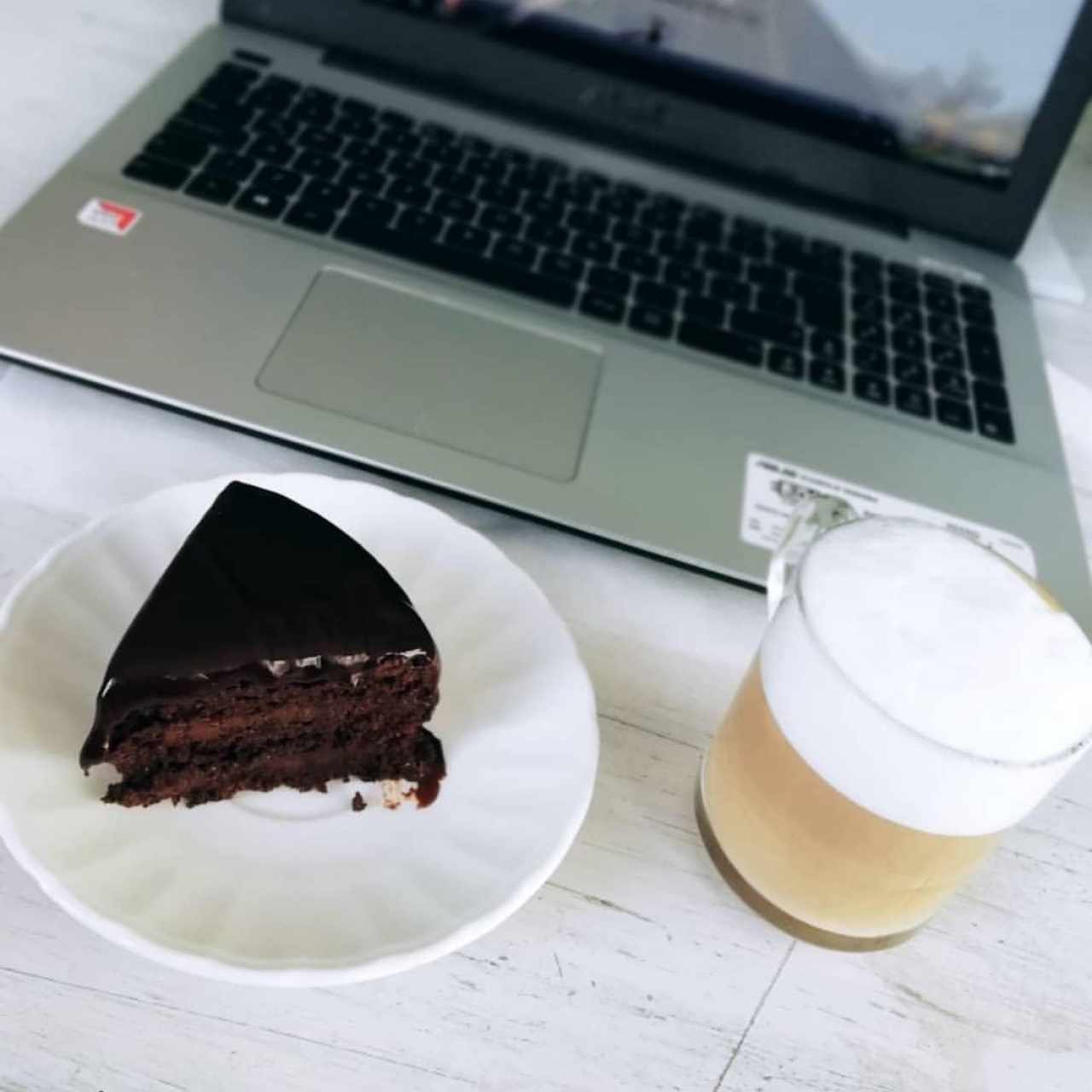 Sánchez y capuccino