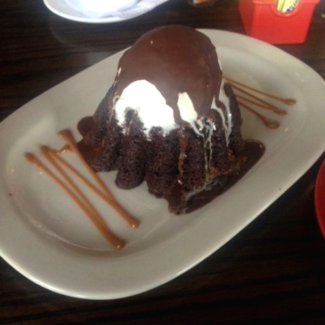 Molten Chocolate Cake