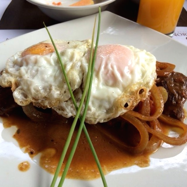 Bistec a caballo