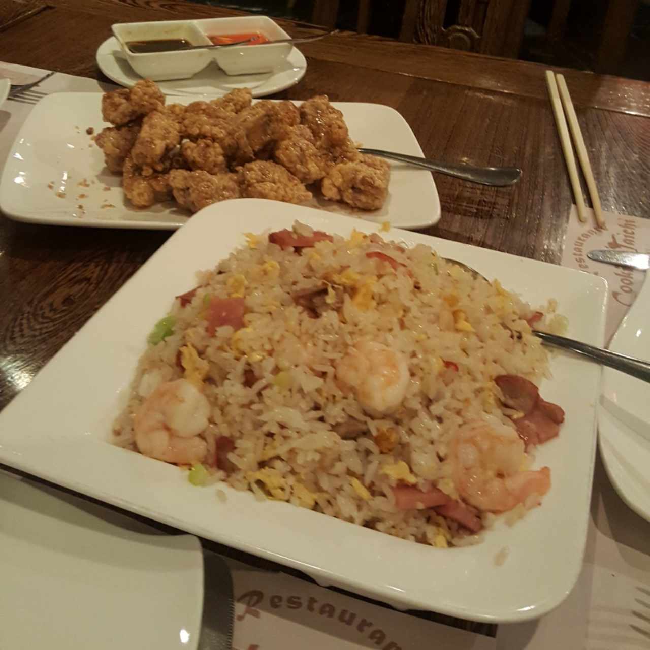 Yang Zhou fried rice & Costilla miel-ajo
