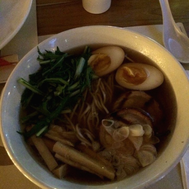Ramen con costillas de cerdo