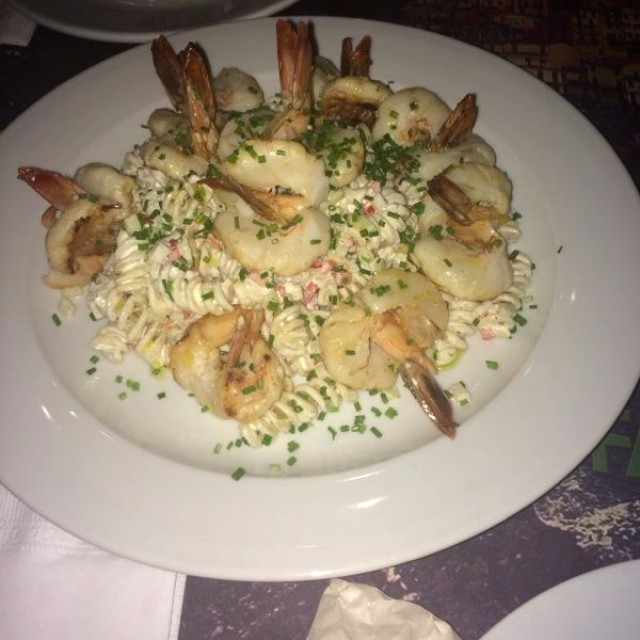 Ensalada fría con langostinos 