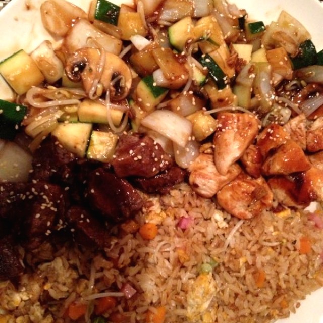 Teppanyaki lomo pollo y verduras salteadas