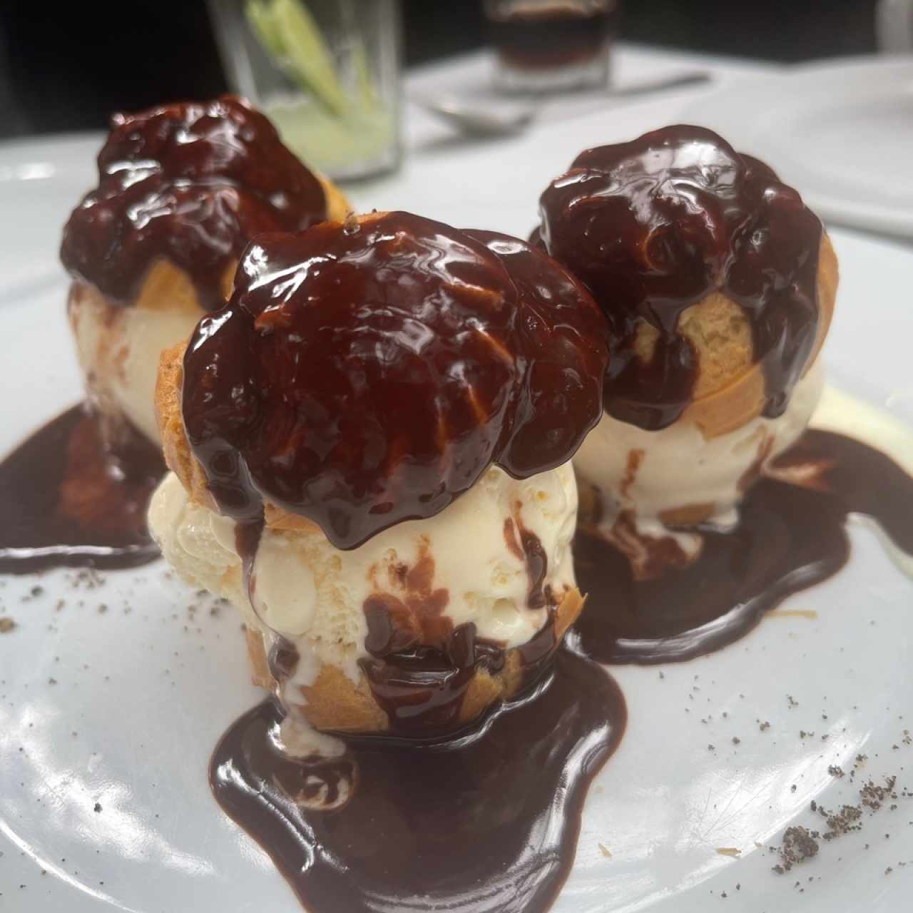 Profiteroles