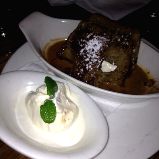 Banana bread puddin